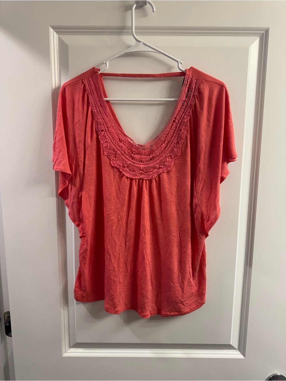 eye candy Coral Crochet-Trim V-Neck Short Sleeve Top